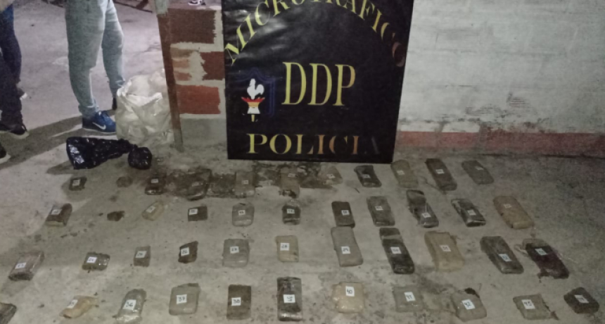 Madrugada con detenidos y el secuestro de más de 25 kilos de marihuana en Puerto Vilelas