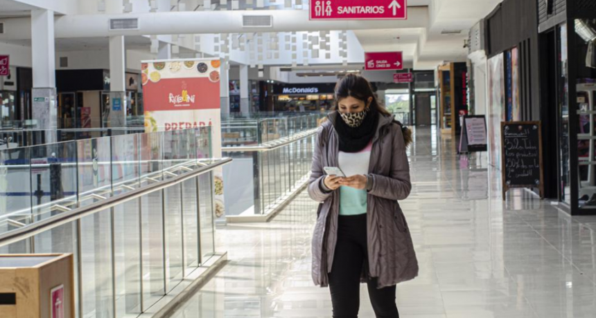 El Shopping Sarmiento desde ahora solo permitirá el ingreso de personas vacunadas