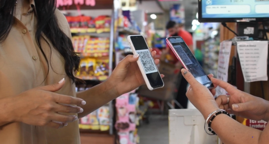 Canales digitales del NBCH para el cobro seguro de haberes y programas provinciales