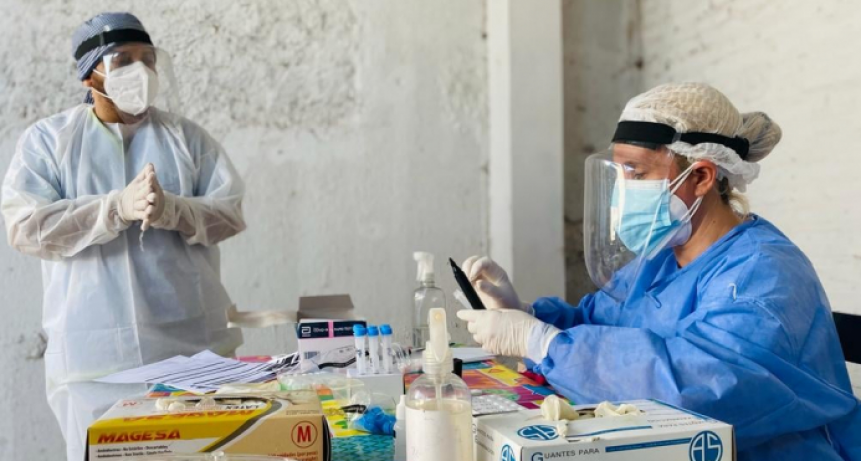 Reportaron cinco muertes y 2.830 contagios diarios de COVID-19 en Chaco