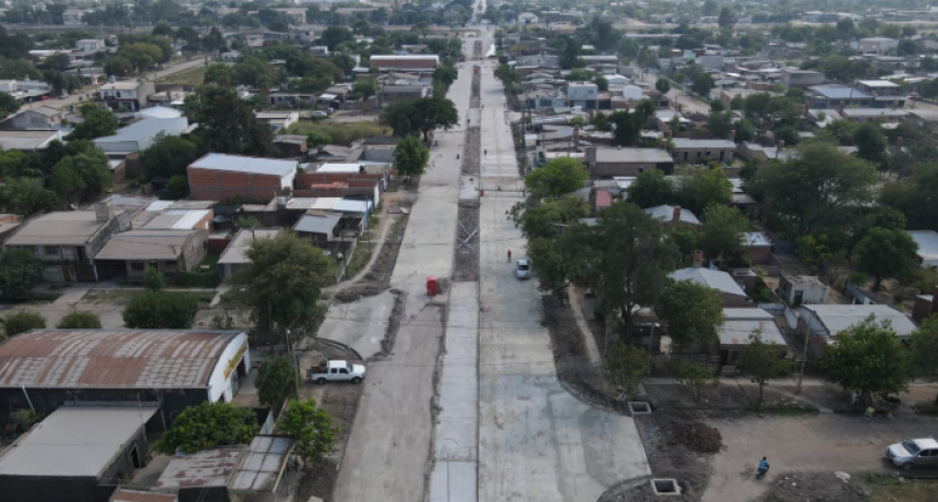La obra de pavimentación de la avenida Alberdi, en su etapa final