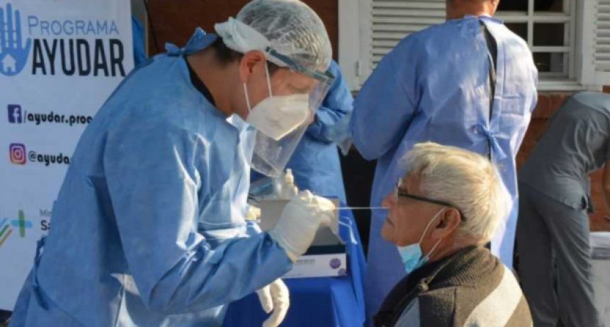 Confirmaron 2.064 nuevos casos de COVID y la ocupación de camas subió al 50% en el sector público