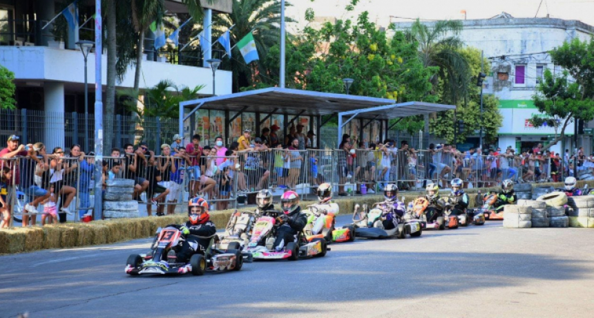 Culminó el segundo Circuito Callejero de Karting en la Plaza 25 de Mayo con gran participación del público