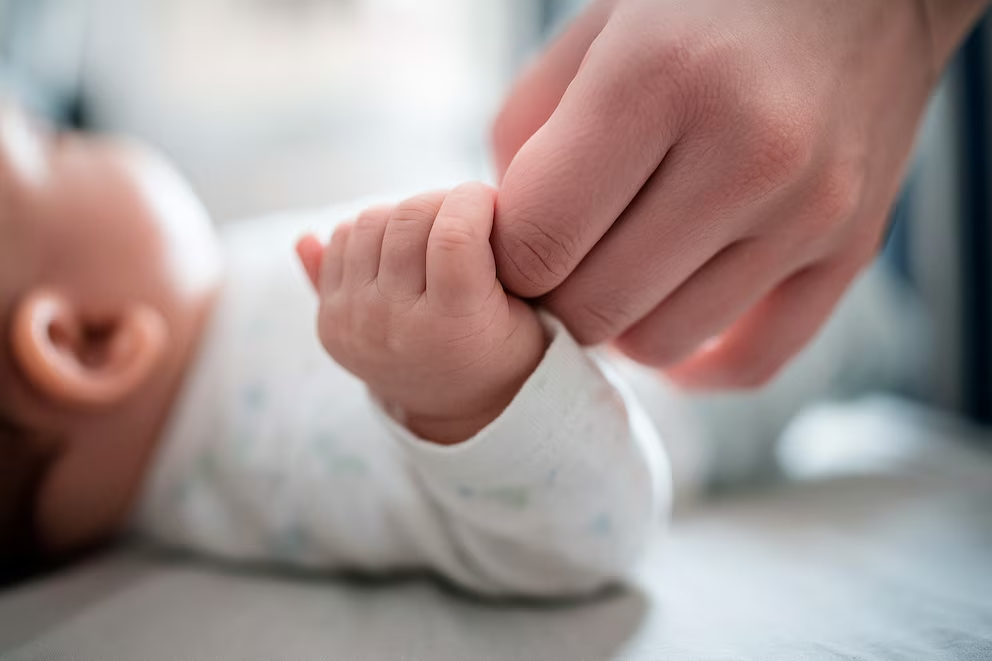 Internaron a una recién nacida que dio positivo en cocaína en Córdoba: “Hay que evaluar las consecuencias”