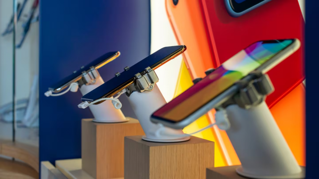 Desde hoy se eliminan los aranceles a la importación de celulares: qué puede pasar con los precios