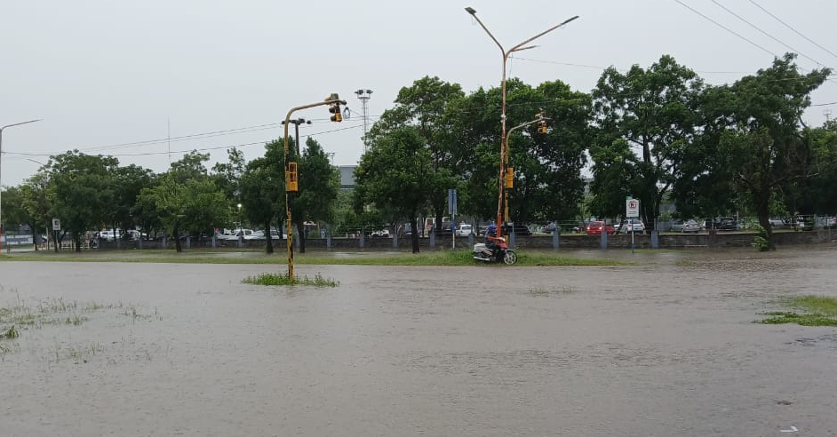 APA monitorea el sistema hídrico ante fuertes precipitaciones e informó el estado de los drenajes