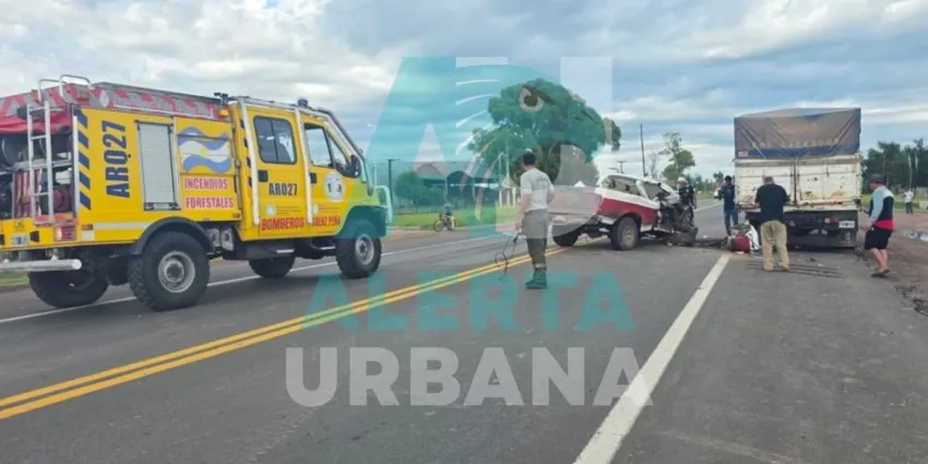 Sáenz Peña: colisión entre una camioneta y un camión