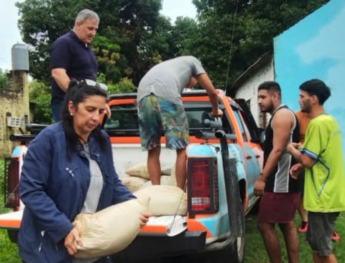 Lluvias: operativo de asistencia del Gobierno en Barranqueras