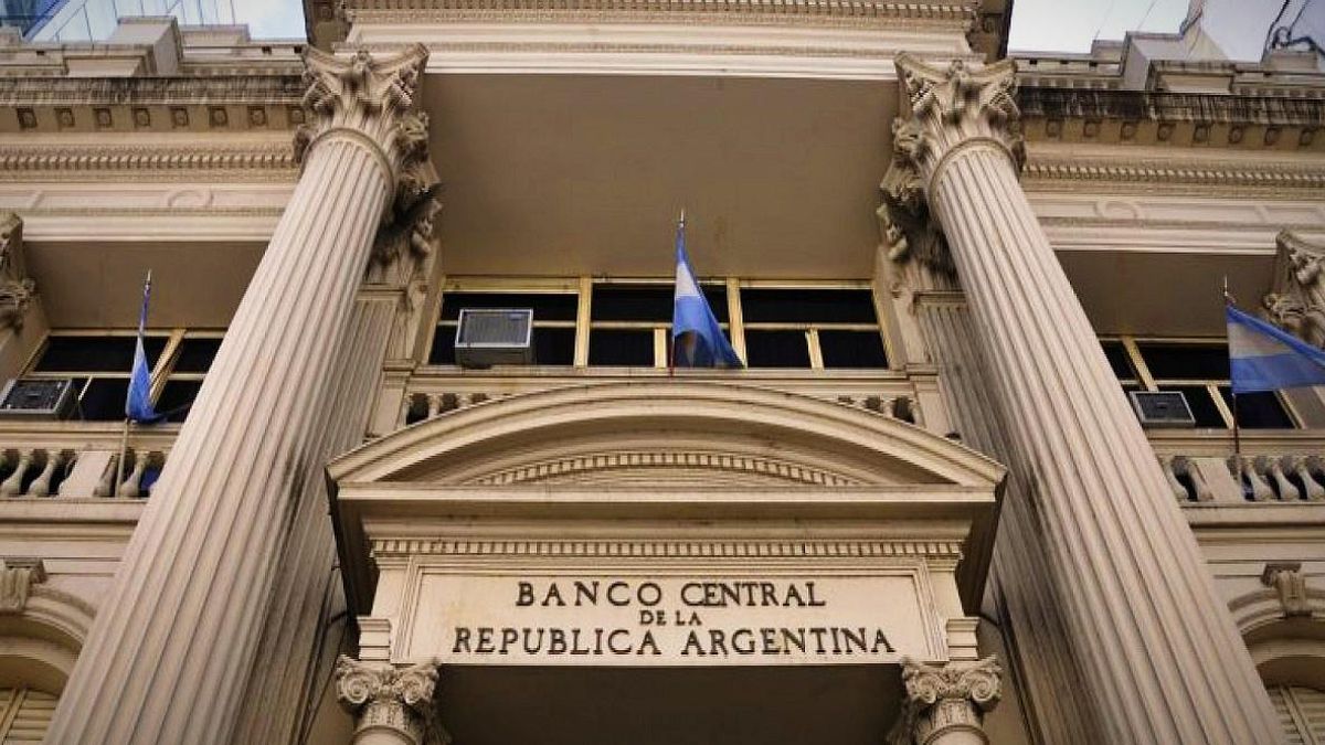   El Central espera que ingresen otro USD 3.600 millones por las emisiones de deuda de empresas