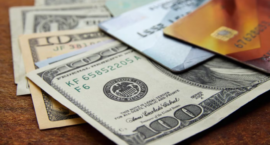 Dólar oficial hoy y dólar blue: a cuánto cotizan este martes 6 de enero