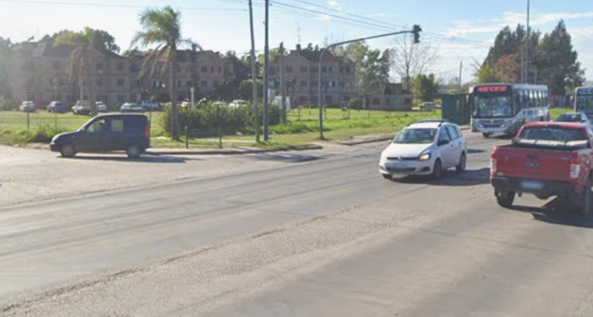 Violento ataque motochorro a una pareja de policías: no saben si ella volverá a caminar