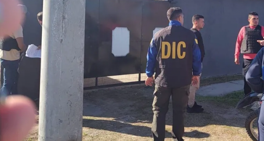 Robo de 40.000 dólares a un contador: secuestraron el celular de la esposa de uno de los detenidos