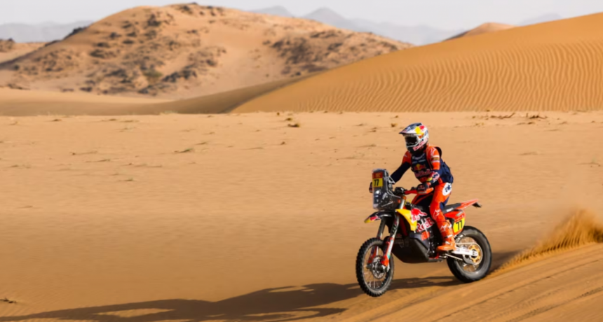 Luciano Benavides gan&oacute; una nueva etapa en el Dakar y se convirti&oacute; en el l&iacute;der de la categor&iacute;a de motos