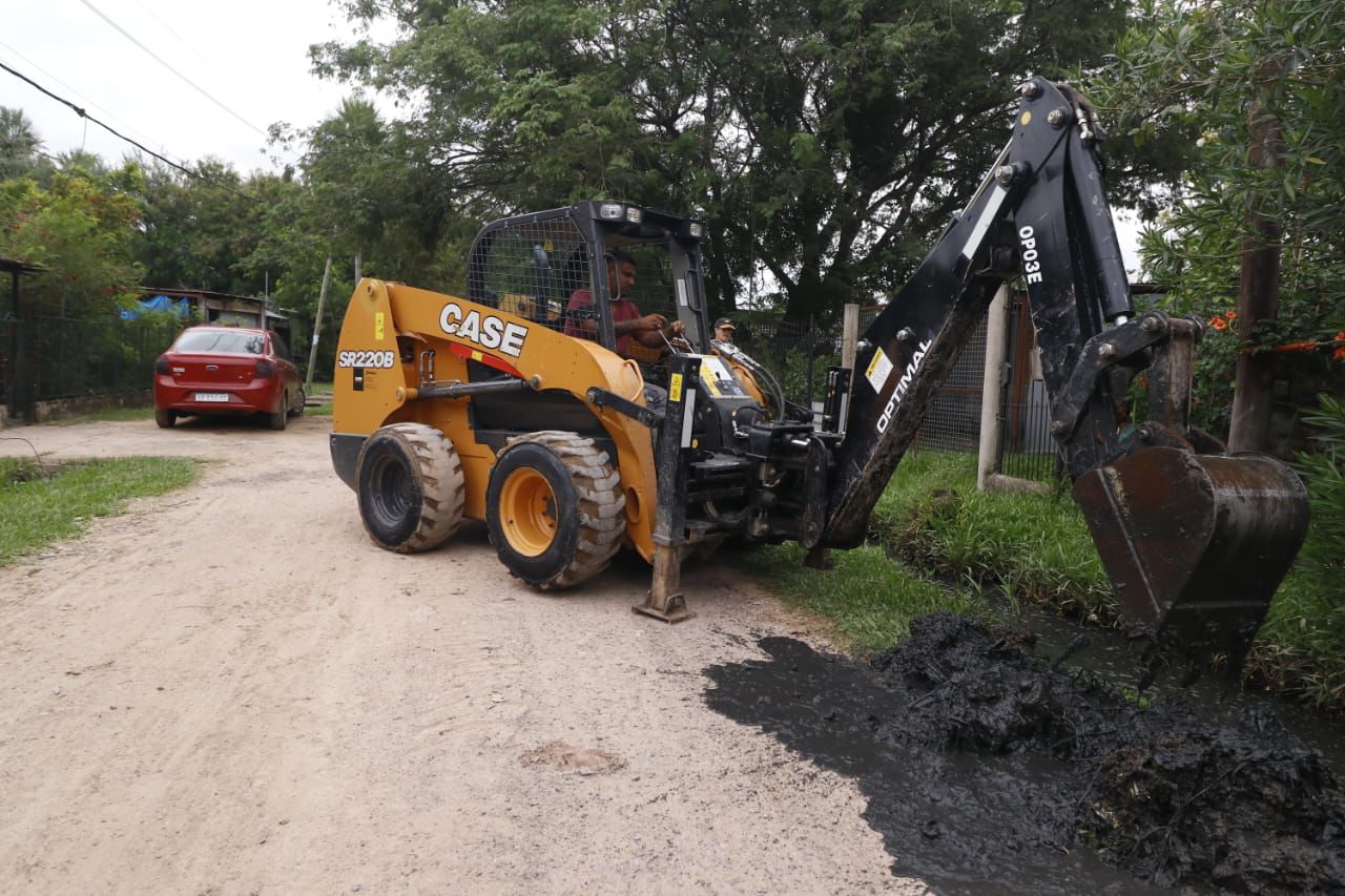 El Ejecutivo refuerza la limpieza en la zona de Villa Forestaci&oacute;n