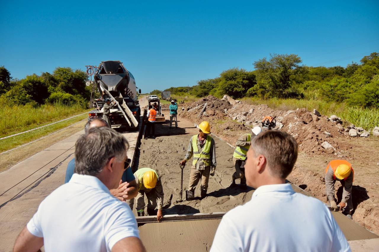 Zdero supervis&oacute; las obras de bacheos en la ruta 1