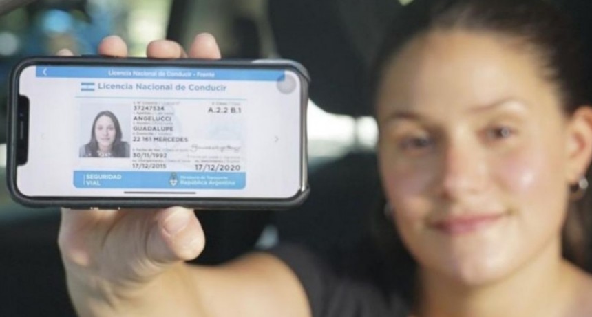 Quienes tramiten la licencia de conducir deber&aacute;n hacer un curso de identidad de g&eacute;nero