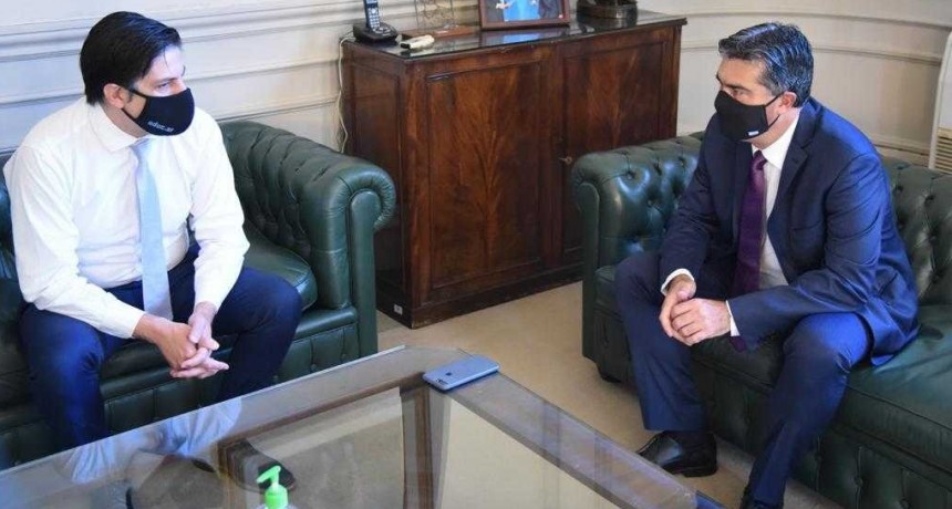 Capitanich y Trotta firmaron un convenio para fortalecer la infraestructura de escuelas chaque&ntilde;as