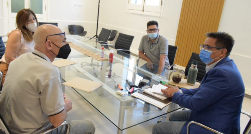 Gustavo Martínez mantuvo una reunión y escuchó inquietudes de la conducción gremial de la Caja Municipal
