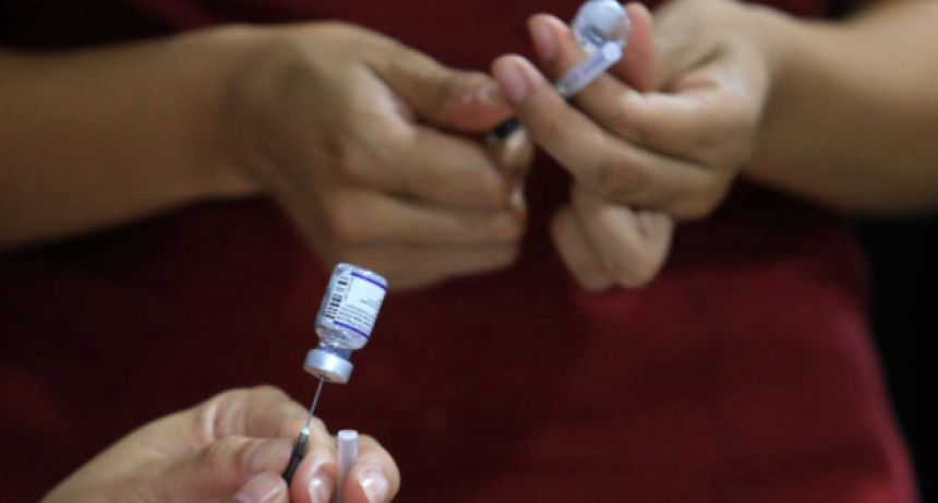 Cuarta dosis contra el covid-19: ¿Quiénes están en condiciones de recibirla?