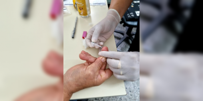 Siguen bajando los contagios de coronavirus y los casos activos suman 2026 en la provincia