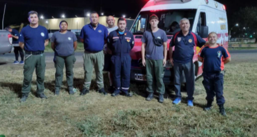 Partió nueva delegación de bomberos chaqueños para combatir el fuego en Corrientes