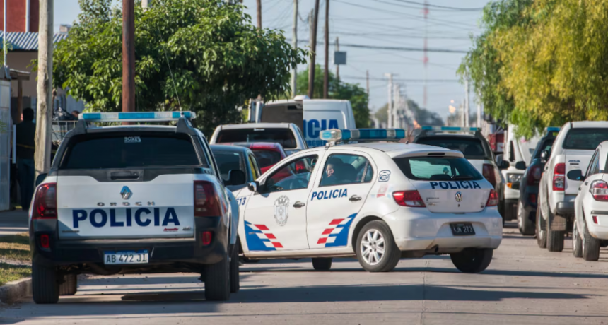 Entraron a la casa de un hombre de 35 años y lo asesinaron mientras estaba en su habitación