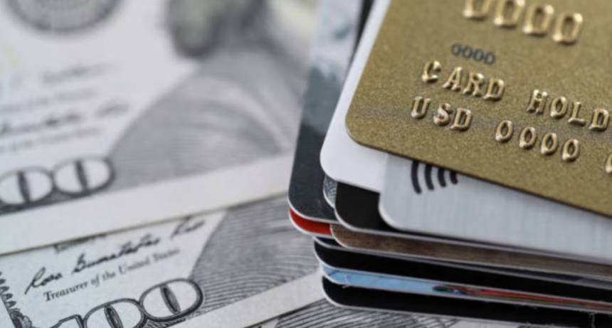 Dólar oficial y dólar tarjeta: banco por banco, a cuánto cotizan este lunes 9 de febrero