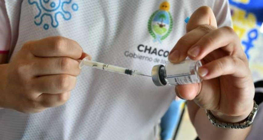 Comenz&oacute; la segunda etapa en la vacunaci&oacute;n contra Covid-19 a docentes 