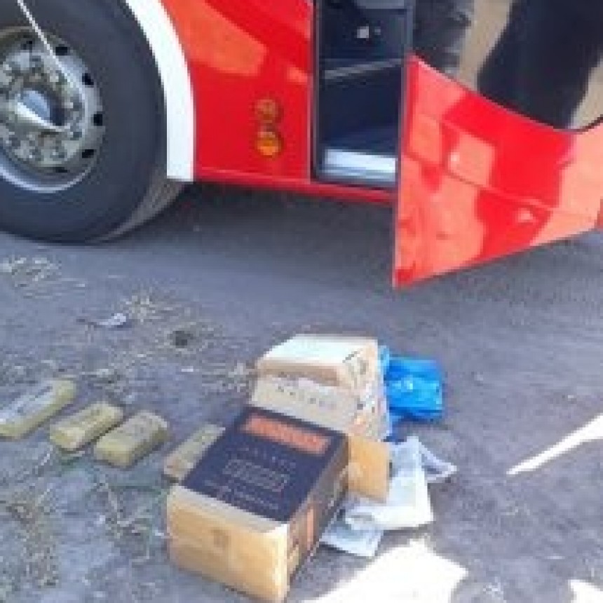 Interceptan en La Leonesa carga de droga enviada por encomienda en colectivo