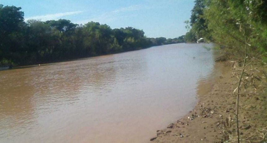 Buscan a hombre que cay&oacute; al r&iacute;o Paran&aacute; en Antequeras