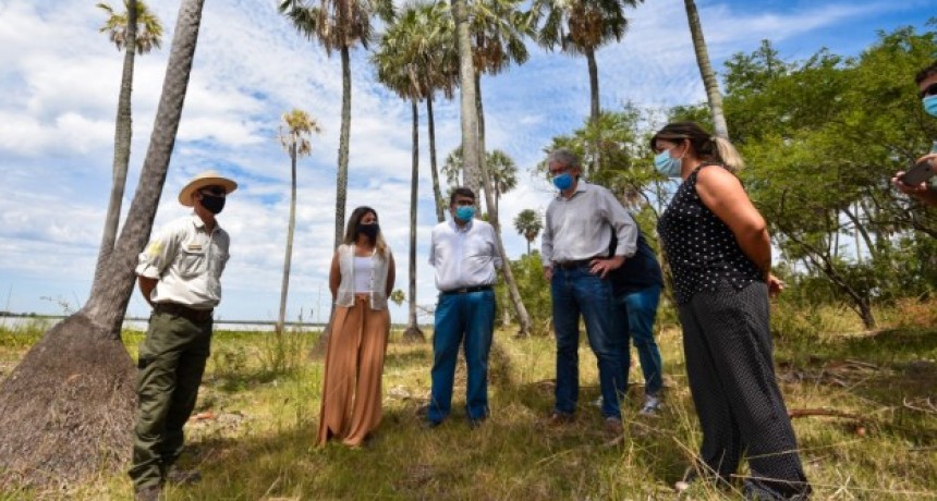 Diputados recorrieron la laguna El Palmar, &aacute;rea natural que se busca proteger 