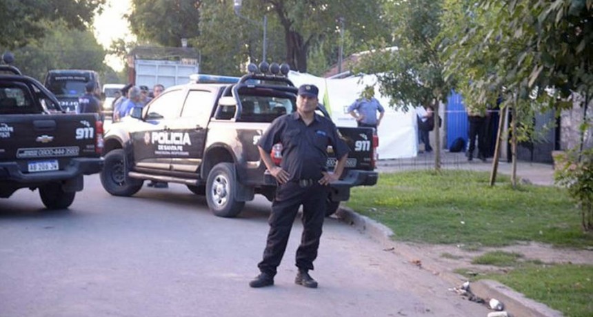 En Rosario atacaron a tiros al abogado de un presunto sicario de "Los Monos"