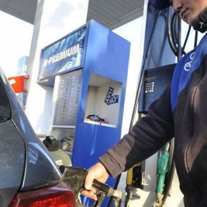 YPF subi&oacute; los precios de los combustibles 