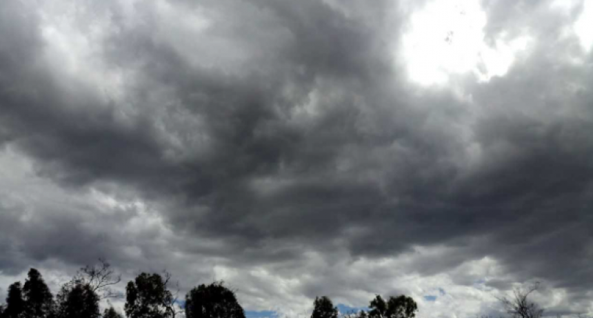 Departamentos chaqueños bajo alerta por tormentas fuertes