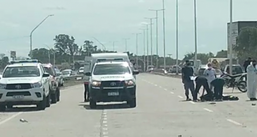 Tragedia en la ruta 11: choque entre un camión y una moto dejó como saldo un muerto