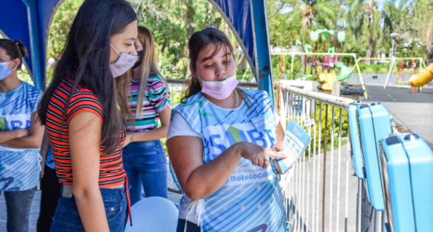 Sube Estudiantil: Nuevo operativo de tramitación en la EET N°2 de Barranqueras