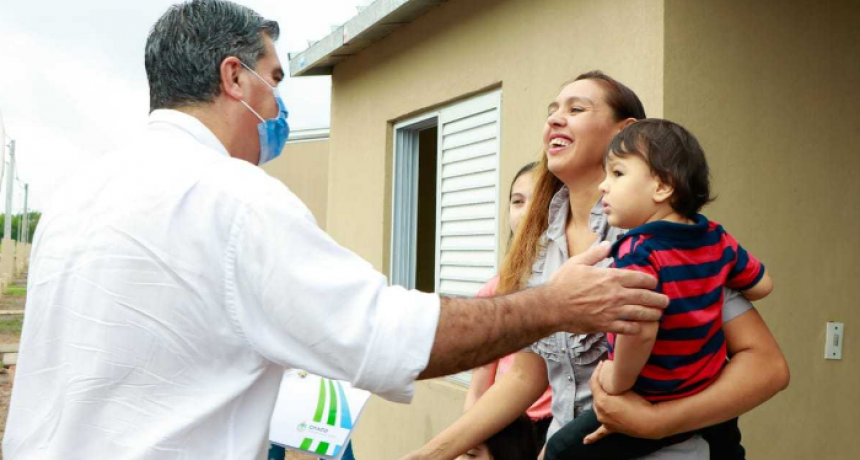 Se entregaron doce nuevas viviendas en Colonias Unidas