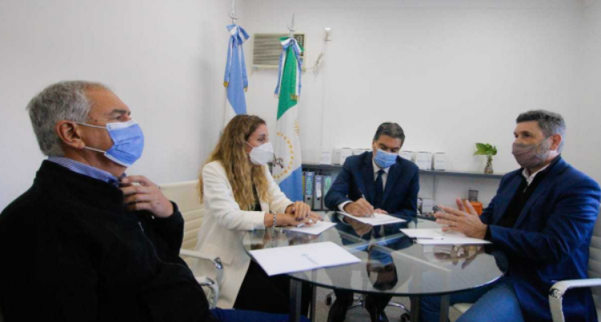 Autoridades nacionales reconocieron a Laboratorios Chaqueños y verificaron la producción local de kits de diagnóstico