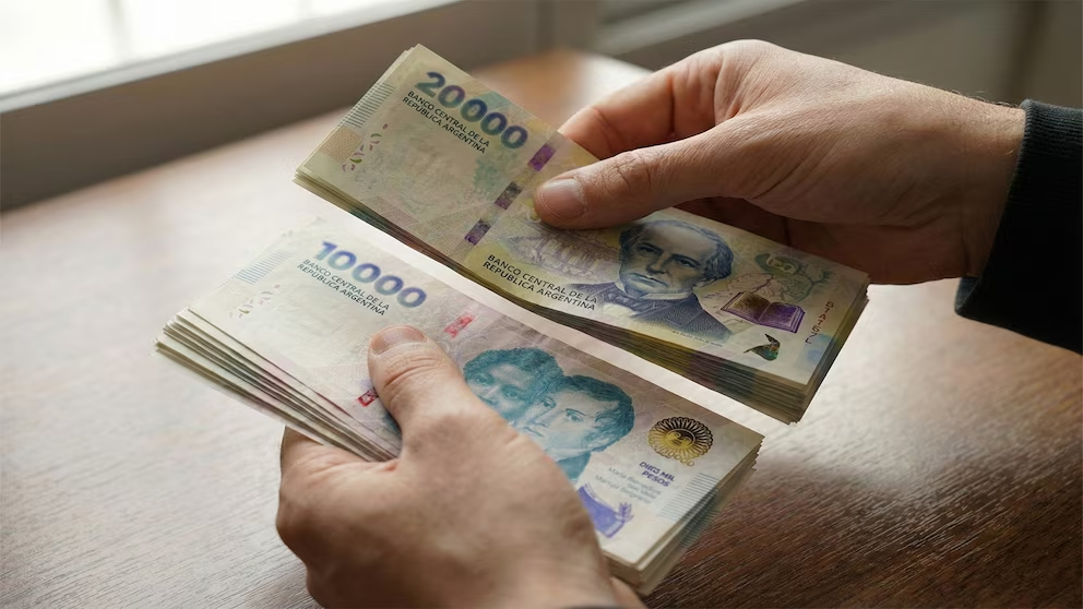 El Gobierno promulg&oacute; la reforma laboral y la nueva ley comienza a regir desde este viernes para el empleo privado