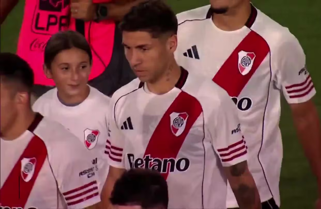 River le gan&oacute; 2-0 a Sarmiento y logr&oacute; su segunda victoria consecutiva con Eduardo Coudet como DT