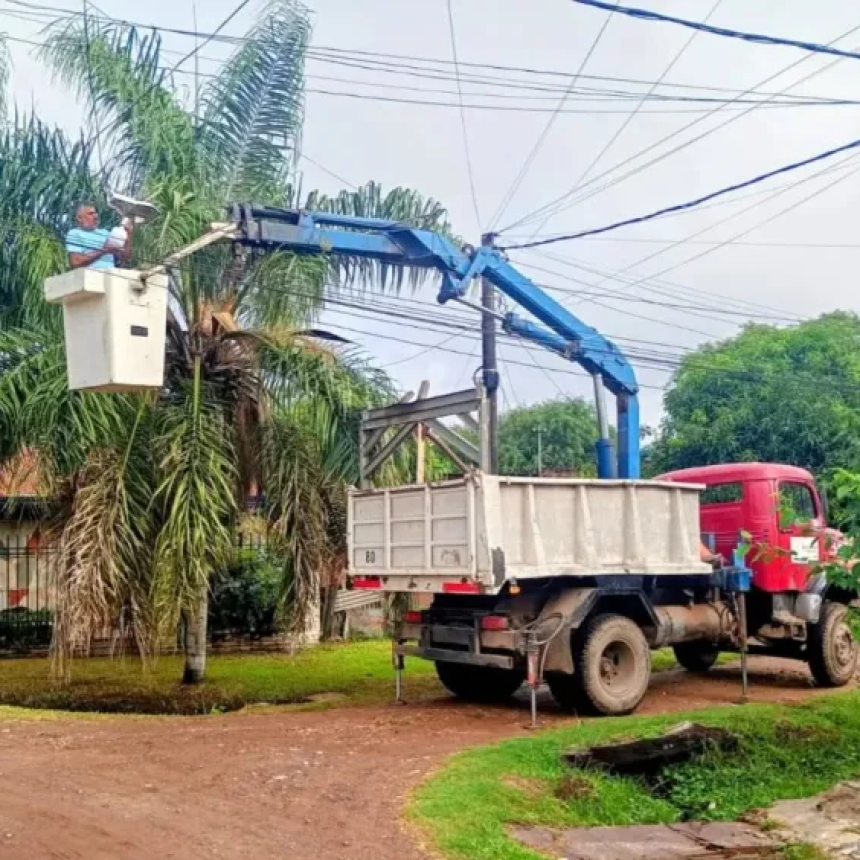 El Municipio de Fontana avanza con operativos de recambio LED en los barrios Cacu&iacute; y 263 Viviendas