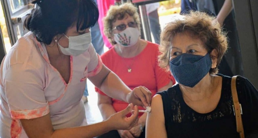 Villa R&iacute;o Negro: vacuna para mayores de 65 a&ntilde;os y otros servicios de salud