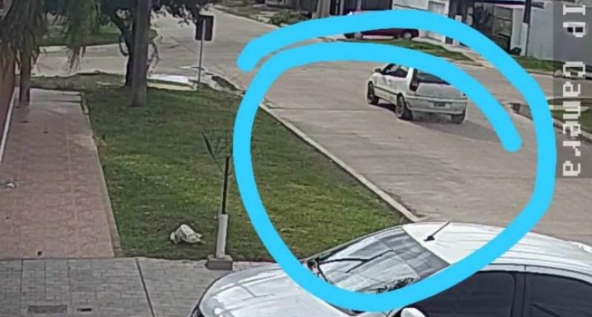 Buscan a automovilista que choc&oacute; a madre e hijo y huy&oacute; 