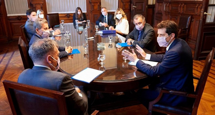 Eval&uacute;an sumar centros de votaci&oacute;n para evitar aglomeraciones en las elecciones