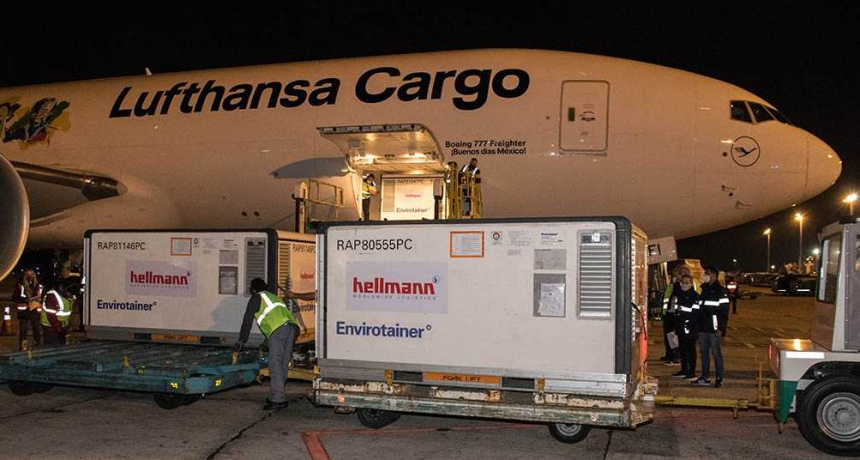 Lleg&oacute; otro avi&oacute;n con vacunas desde China y parti&oacute; un nuevo vuelo a Mosc&uacute;