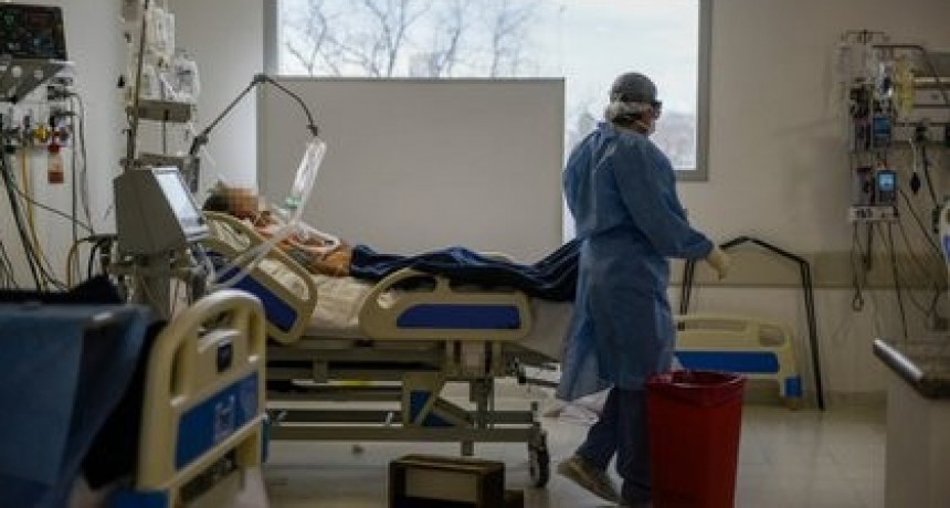 Covid-19: 357 muertes y 22.420 nuevos casos en otro d&iacute;a r&eacute;cord de ocupaci&oacute;n de camas en Argentina