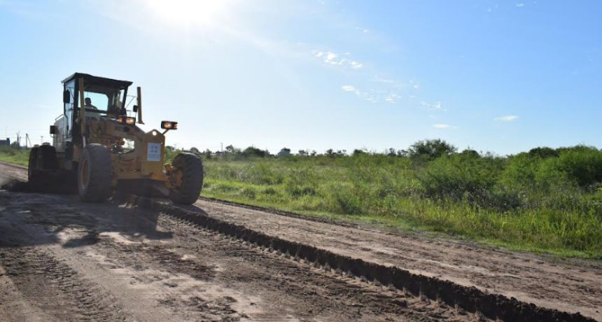 Resistencia realizó trabajos de perfilado en la Avenida Coronel Falcón, en la zona norte