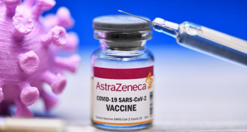 Reino Unido priorizar&aacute; vacunar a los menores de 40 a&ntilde;os con Pfizer y Moderna en lugar de AstraZeneca