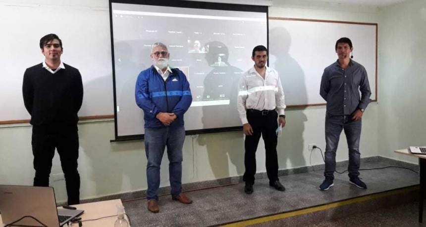 Chaque&ntilde;os se recibieron de ingenieros con un proyecto innovador