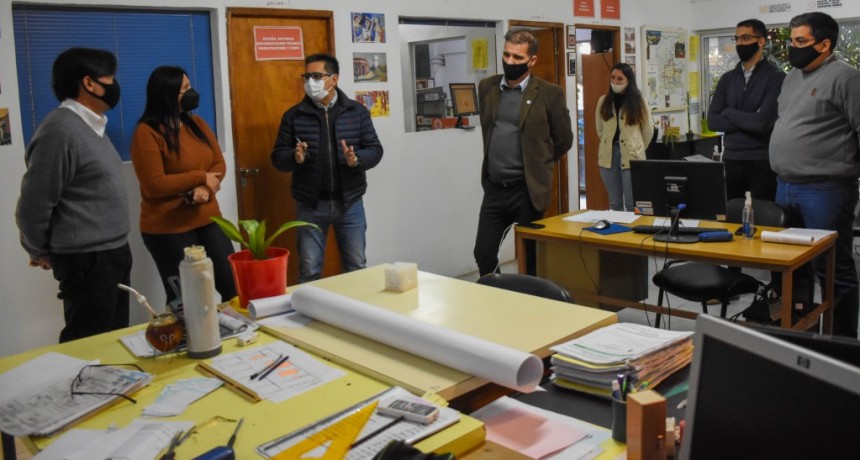 El Intendente destac&oacute; la labor del &Aacute;rea de Obras Particulares: "Han sido el motor de muchos de los cambios que hoy tenemos"